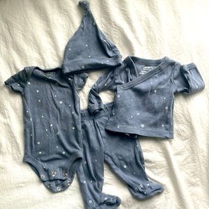 Newborn 3 piece star outfit